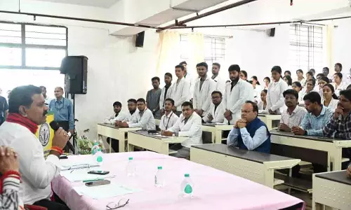 चिकित्सकों के लिए मानव स्वास्थ्य सेवा से बढ़कर, कोई खुशी और आनंद नहीं : डिप्टी CM विजय शर्मा