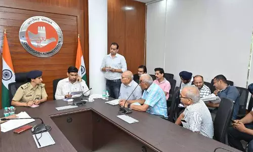 Chandigarh: नए जन सुनवाई अभियान के तहत 757 शिकायतों का निपटारा Chandigarh: नए जन सुनवाई अभियान के तहत 757 शिकायतों का निपटारा