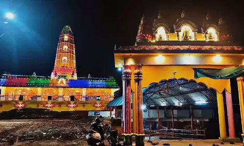 सिद्धेश्वर मंदिर के लिए नया गोपुरम: लक्षद्वीप दीपोत्सव के लिए तैयारियां ज़ोरों पर सिद्धेश्वर मंदिर के लिए नया गोपुरम: लक्षद्वीप दीपोत्सव के लिए तैयारियां ज़ोरों पर