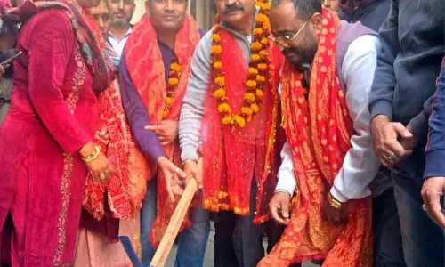 JAMMU: सेठी ने किया गली-नाली निर्माण कार्य का उद्घाटन JAMMU: सेठी ने किया गली-नाली निर्माण कार्य का उद्घाटन