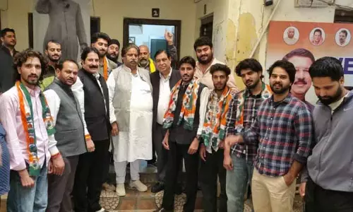 JAMMU: कई युवा पीवाईसी में शामिल हुए JAMMU: कई युवा पीवाईसी में शामिल हुए