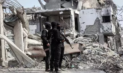 छिपे हुए Hamas लड़ाके ट्रम्प की गाजा शांति योजना के भविष्य का परीक्षण कर रहे हैं छिपे हुए Hamas लड़ाके ट्रम्प की गाजा शांति योजना के भविष्य का परीक्षण कर रहे हैं
