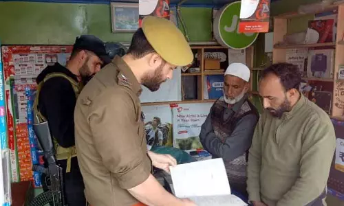 सोपोर, अनंतनाग पुलिस ने SIM के दुरुपयोग पर कार्रवाई की सोपोर, अनंतनाग पुलिस ने SIM के दुरुपयोग पर कार्रवाई की