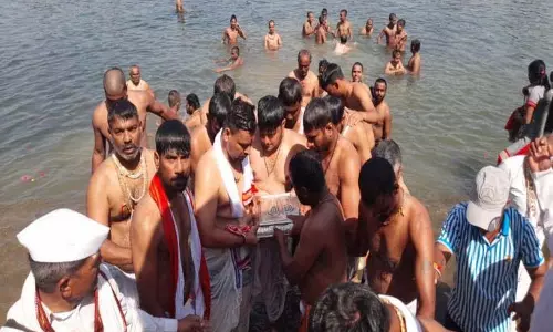 Purandar में संत नामदेव महाराज और पांडुरंगा का पालकी समारोह Purandar में संत नामदेव महाराज और पांडुरंगा का पालकी समारोह