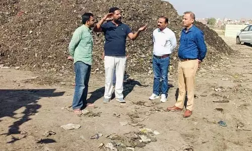 MC के अधिकारियों ने अमृतसर में कूड़ा निस्तारण स्थल पर कचरा प्रसंस्करण कार्य का निरीक्षण किया MC के अधिकारियों ने अमृतसर में कूड़ा निस्तारण स्थल पर कचरा प्रसंस्करण कार्य का निरीक्षण किया