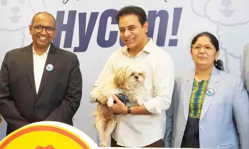 KTR ने हैदराबाद में 500 कुत्तों और 100 बिल्लियों के प्रदर्शन के लिए हाईकैन 2025 पेट शो का शुभारंभ किया