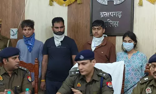 BREAKING: गांजा तस्कर के घर से 2 करोड़ कैश बरामद, मिश्रा फैमिली गिरफ्तार