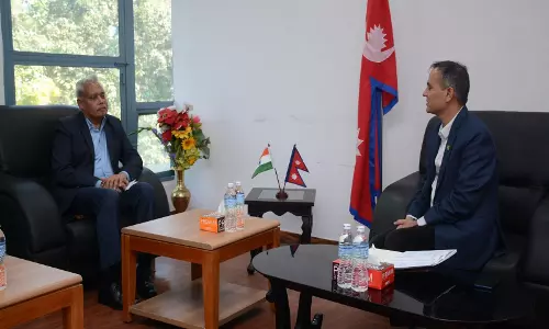 भारतीय राजदूत ने नेपाल के गृह मंत्री से शिष्टाचार भेंट की, मार्च चुनाव में सहायता पर चर्चा की