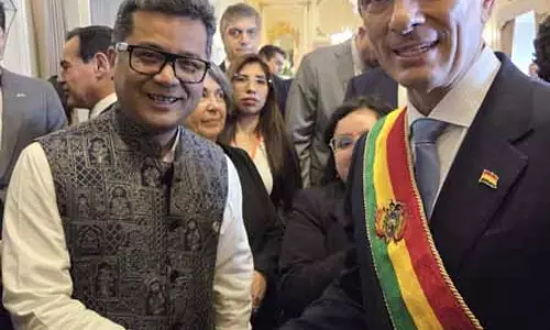 बोलीविया के राष्ट्रपति के शपथ ग्रहण समारोह में शामिल हुए राज्य मंत्री पबित्रा मार्गेरिटा बोलीविया के राष्ट्रपति के शपथ ग्रहण समारोह में शामिल हुए राज्य मंत्री पबित्रा मार्गेरिटा