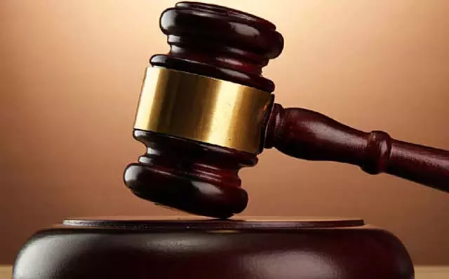 UP : पत्नी और उसके प्रेमी को पति की हत्या के आरोप में उम्रकैद की सज़ा सुनाई गई UP : पत्नी और उसके प्रेमी को पति की हत्या के आरोप में उम्रकैद की सज़ा सुनाई गई