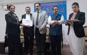 डीएलएसए श्रीनगर ने राष्ट्रीय विधिक सेवा दिवस 2025 मनाया डीएलएसए श्रीनगर ने राष्ट्रीय विधिक सेवा दिवस 2025 मनाया