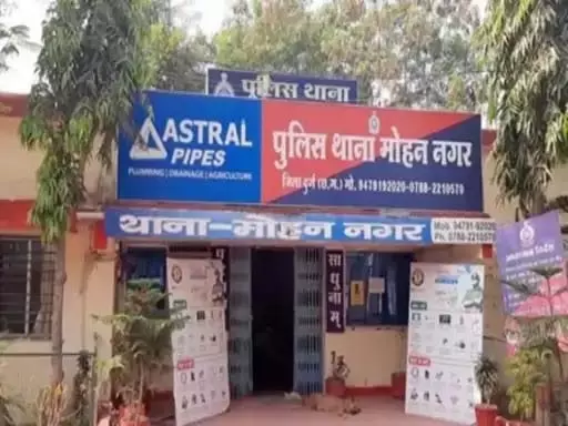 पति ने पत्नी पर कमेंट करने वाले को मार डाला, गिरफ्तार पति ने पत्नी पर कमेंट करने वाले को मार डाला, गिरफ्तार