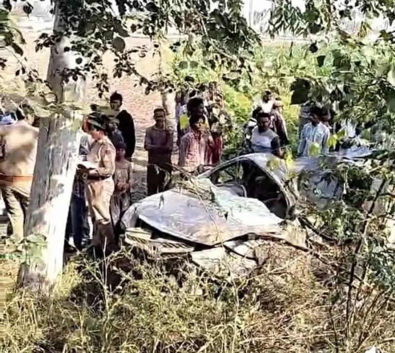 Punjab: जैतो के पास सड़क दुर्घटना में तीन की मौत, चार घायल Punjab: जैतो के पास सड़क दुर्घटना में तीन की मौत, चार घायल