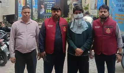 Delhi: साइबर सेल ने साइबर धोखाधड़ी करने वाले गिरोहों पर शिकंजा कसा Delhi: साइबर सेल ने साइबर धोखाधड़ी करने वाले गिरोहों पर शिकंजा कसा