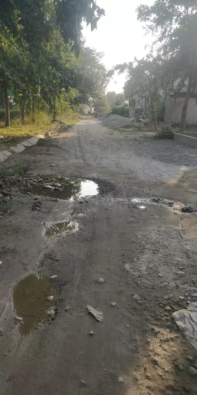 जयसिटी Colony के स्थानीय लोगों ने जगाधरी नगर निगम से बुनियादी नागरिक सुविधाओं की मांग की जयसिटी Colony के स्थानीय लोगों ने जगाधरी नगर निगम से बुनियादी नागरिक सुविधाओं की मांग की