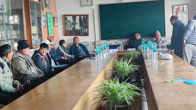 Nagaland : दार्जिलिंग में सर्वदलीय बैठक में वार्ताकार के समक्ष गोरखालैंड की मांग उठाने का संकल्प Nagaland : दार्जिलिंग में सर्वदलीय बैठक में वार्ताकार के समक्ष गोरखालैंड की मांग उठाने का संकल्प