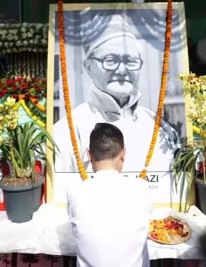 मुख्यमंत्री ने LDकाजी गोल्ड कप में युवा विकास और खेल प्रोत्साहन पर प्रकाश डाला मुख्यमंत्री ने LDकाजी गोल्ड कप में युवा विकास और खेल प्रोत्साहन पर प्रकाश डाला