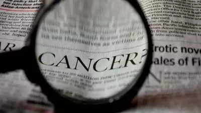 Cancer मिथक: परफ्यूम और डियोड्रेंट से नहीं होता रिस्क Cancer मिथक: परफ्यूम और डियोड्रेंट से नहीं होता रिस्क