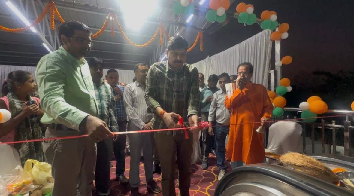 रायपुर रेलवे स्टेशन के प्लेटफॉर्म 7 पर दो एस्केलेटर का उद्घाटन रायपुर रेलवे स्टेशन के प्लेटफॉर्म 7 पर दो एस्केलेटर का उद्घाटन