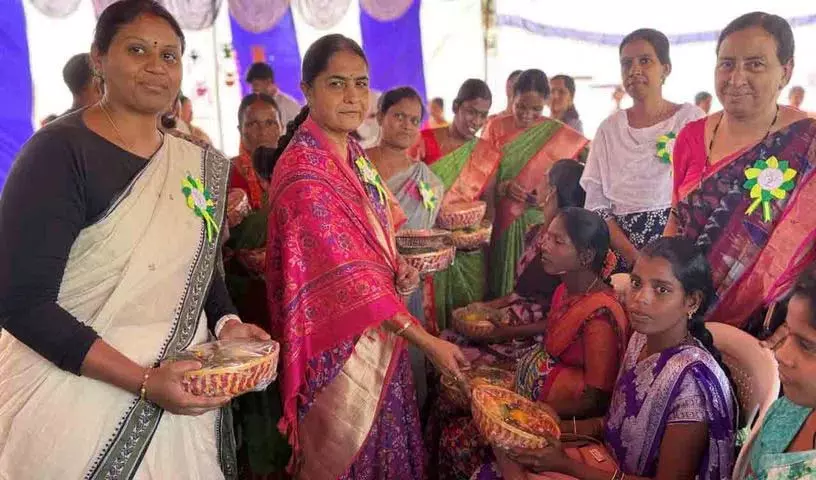 भोजन का सेवन स्वाद के लिए नहीं, बल्कि स्वास्थ्य के लिए किया जाना चाहिए: विधायक Sunitha Lakshma Reddy भोजन का सेवन स्वाद के लिए नहीं, बल्कि स्वास्थ्य के लिए किया जाना चाहिए: विधायक Sunitha Lakshma Reddy