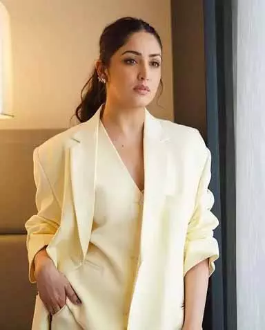 दूसरों से लड़ना नहीं, अपने लिए खड़ा होना असली नारीवाद : यामी गौतम दूसरों से लड़ना नहीं, अपने लिए खड़ा होना असली नारीवाद : यामी गौतम