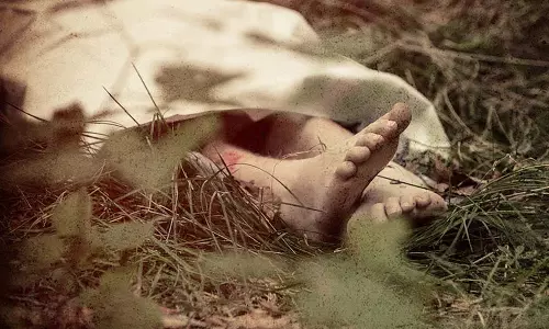 Mumbai : घरेलू काम करने वाली महिला को नशीली दवा देकर, रेप करने के आरोप में ड्राइवर गिरफ्तार Mumbai : घरेलू काम करने वाली महिला को नशीली दवा देकर, रेप करने के आरोप में ड्राइवर गिरफ्तार