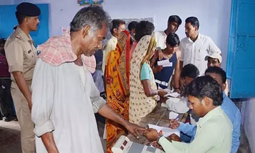 Bihar में दूसरे चरण के चुनाव से पहले नेपाल-भारत सीमा बंद कर दी गई Bihar में दूसरे चरण के चुनाव से पहले नेपाल-भारत सीमा बंद कर दी गई