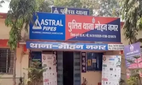 पति ने पत्नी पर कमेंट करने वाले को मार डाला, गिरफ्तार पति ने पत्नी पर कमेंट करने वाले को मार डाला, गिरफ्तार
