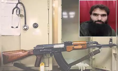 J&K : गिरफ्तार डॉक्टर की सूचना पर फरीदाबाद से 300 किलो RDX, AK-47 जब्त J&K : गिरफ्तार डॉक्टर की सूचना पर फरीदाबाद से 300 किलो RDX, AK-47 जब्त