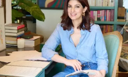 ट्विंकल खन्ना की अगली किताब का ऐलान! फैंस से पूछा- क्या है 10 साल पुराना राज? ट्विंकल खन्ना की अगली किताब का ऐलान! फैंस से पूछा- क्या है 10 साल पुराना राज?