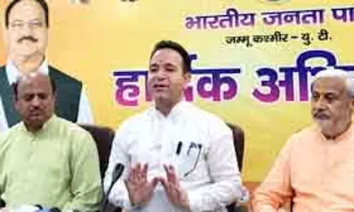 सीएम उमर पर सुनील शर्मा का आरोप: दिल्ली में भाजपा से बैठकें कीं सीएम उमर पर सुनील शर्मा का आरोप: दिल्ली में भाजपा से बैठकें कीं