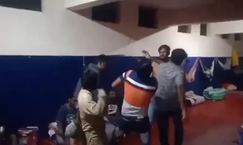 Karnataka: जेलों में मोबाइल पर अधिकारियों की जवाबदेही Karnataka: जेलों में मोबाइल पर अधिकारियों की जवाबदेही