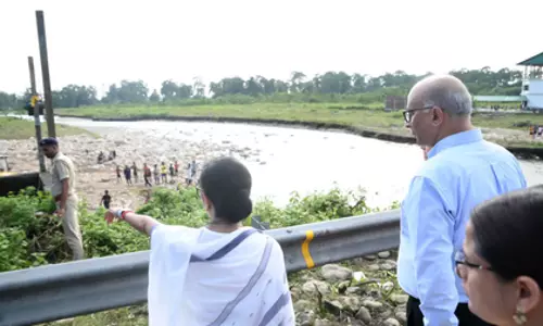Mamata आज उत्तर बंगाल दौरे पर, बाढ़ हालात की समीक्षा करेंगी Mamata आज उत्तर बंगाल दौरे पर, बाढ़ हालात की समीक्षा करेंगी