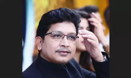 अभिजीत मजूमदार की हालत स्थिर होने के बाद उन्हें AIIMS भुवनेश्वर में ICU से वार्ड में शिफ्ट कर दिया गया अभिजीत मजूमदार की हालत स्थिर होने के बाद उन्हें AIIMS भुवनेश्वर में ICU से वार्ड में शिफ्ट कर दिया गया