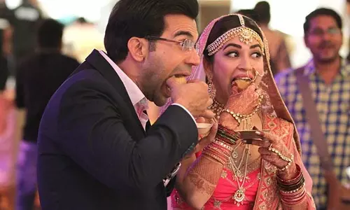 Shaadi Mein Zaroor Aana के 8 साल: कृति खरबंदा ने फिल्म के पर्दे के पीछे के पलों को साझा किया Shaadi Mein Zaroor Aana के 8 साल: कृति खरबंदा ने फिल्म के पर्दे के पीछे के पलों को साझा किया