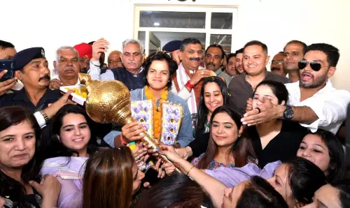 Haryana :  क्रिकेटर शैफाली का गृहनगर रोहतक में भव्य स्वागत