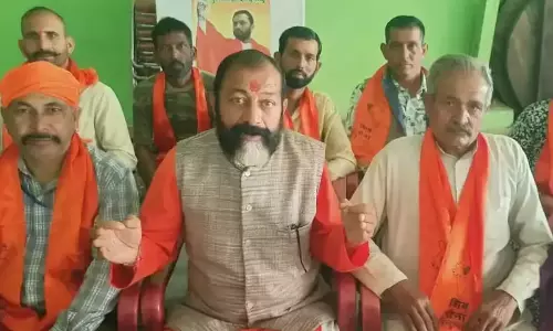 Jammu: प्रवेश नीति पर विवाद, शिवसेना हिंदुस्तान ने जताई गंभीर चिंता