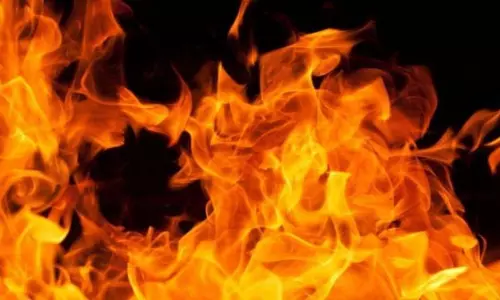 Panipat: पानीपत की इंडस्ट्रियल एरिया में धागा फैक्ट्री में लगी आग Panipat: पानीपत की इंडस्ट्रियल एरिया में धागा फैक्ट्री में लगी आग