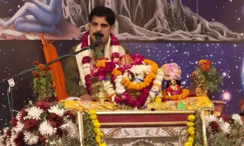 Bareilly: इच्छाओं पर नियंत्रण ही आत्मिक सुख का स्रोत: आचार्य रमाकांत दीक्षित Bareilly: इच्छाओं पर नियंत्रण ही आत्मिक सुख का स्रोत: आचार्य रमाकांत दीक्षित