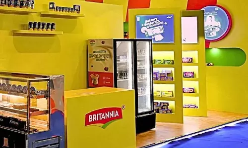 वरुण बेरी ने Britannia Industries के कार्यकारी उपाध्यक्ष, एमडी और सीईओ पद से इस्तीफा दिया वरुण बेरी ने Britannia Industries के कार्यकारी उपाध्यक्ष, एमडी और सीईओ पद से इस्तीफा दिया