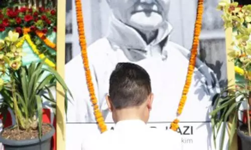 मुख्यमंत्री ने LDकाजी गोल्ड कप में युवा विकास और खेल प्रोत्साहन पर प्रकाश डाला मुख्यमंत्री ने LDकाजी गोल्ड कप में युवा विकास और खेल प्रोत्साहन पर प्रकाश डाला