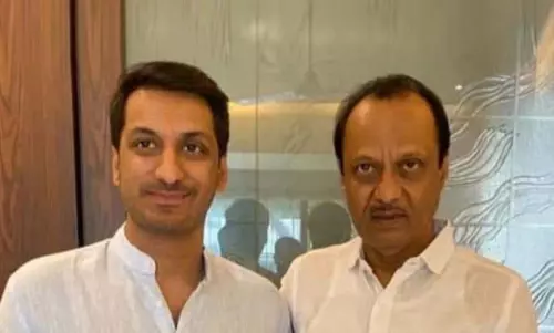 Congress ने कोरेगांव मामले में पार्थ पवार के खिलाफ कार्रवाई की मांग की, भले ही जमीन वापस कर दी जाए Congress ने कोरेगांव मामले में पार्थ पवार के खिलाफ कार्रवाई की मांग की, भले ही जमीन वापस कर दी जाए