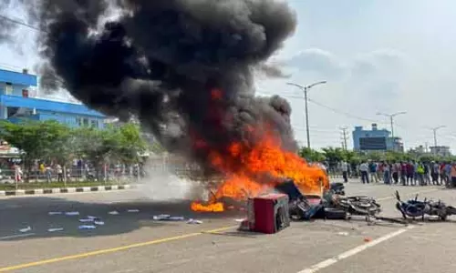 मधेश में भड़की हिंसा, सीएम ऑफिस में जमकर हुई तोड़फोड़
