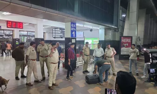 दिल्ली धमाके के बाद रायपुर में हाई अलर्ट, भीड़भाड़ वाले इलाकों में सुरक्षा कड़ी