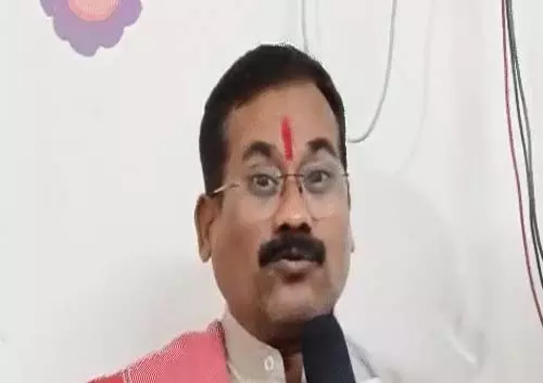 अमित बघेल की गिरफ्तारी के खिलाफ उग्र आंदोलन की चेतावनी अमित बघेल की गिरफ्तारी के खिलाफ उग्र आंदोलन की चेतावनी