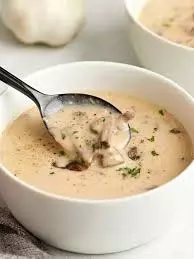 Mushroom Soup: सर्दियों में मलाईदार मशरूम सूप का आनंद लें Mushroom Soup: सर्दियों में मलाईदार मशरूम सूप का आनंद लें