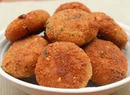 Cauliflower Cutlet Recipe: फूलगोभी से बनाएं ये कुरकुरे और टेस्टी कटलेट Cauliflower Cutlet Recipe: फूलगोभी से बनाएं ये कुरकुरे और टेस्टी कटलेट