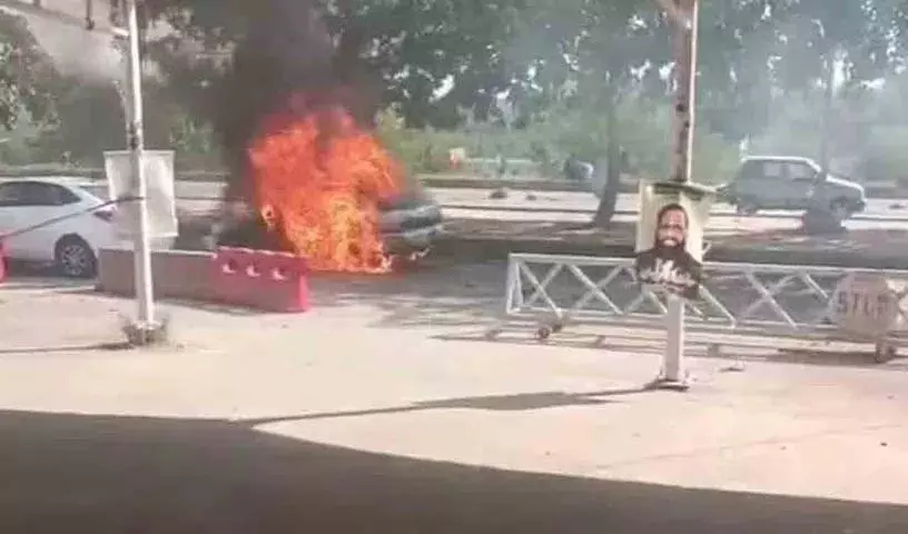 Islamabad Court के पास आत्मघाती हमले में 12 लोगों की मौत, 20 से अधिक घायल Islamabad Court के पास आत्मघाती हमले में 12 लोगों की मौत, 20 से अधिक घायल