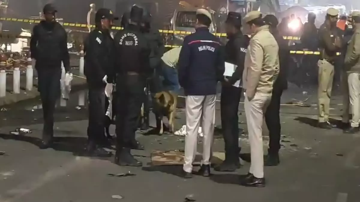 Ambala: दिल्ली धमाके के मद्देनजर हरियाणा में अलर्ट Ambala: दिल्ली धमाके के मद्देनजर हरियाणा में अलर्ट