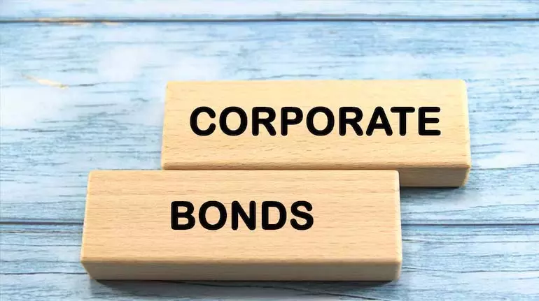 Government vs Corporate Bonds: आपके लिए सही निवेश विकल्प क्या है? Government vs Corporate Bonds: आपके लिए सही निवेश विकल्प क्या है?